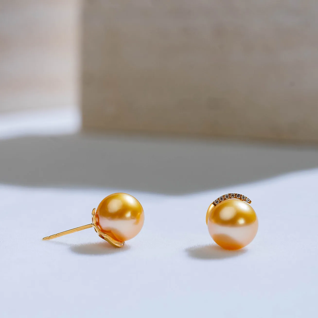 18K Solid Gold South Sea Pearl Earrings KE00032