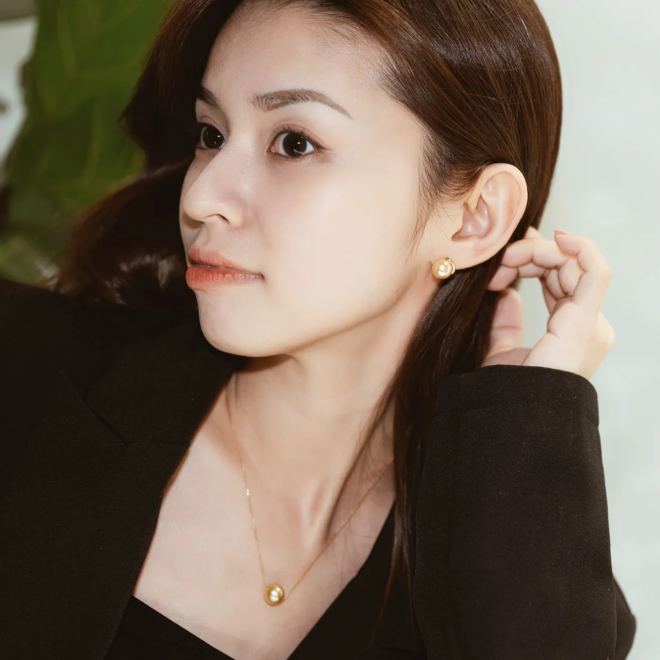 18K Solid Gold South Sea Pearl Earrings KE00032